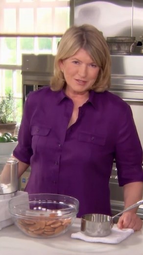 Martha's chess tart is an easy riff on the classic Southern dessert, chess pie. It has a cookie-crumb crust made with Nilla wafers and a gooey, custard filling. The finished dessert is almost like a candy bar. Get the recipe: bit.ly/494TjEH | Martha Stewart