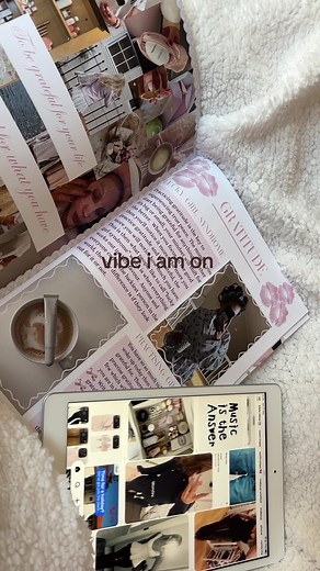 #smallbusinessgirly #magazine #magazinesbusiness #girlymagazines #girly