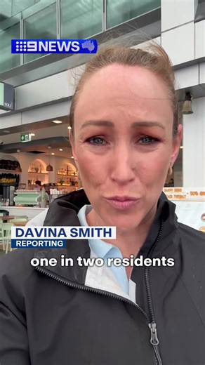 #UPDATE: Though ex-Tropical Cyclone Alfred has weakened across South East Queensland today, heavy to intense rain and damaging winds are still expected across the Gold Coast today. #9News Reporter Davina Smith has the latest from Surfers Paradise. LATEST UPDATES: https://nine.social/V2s | 9 News Gold Coast