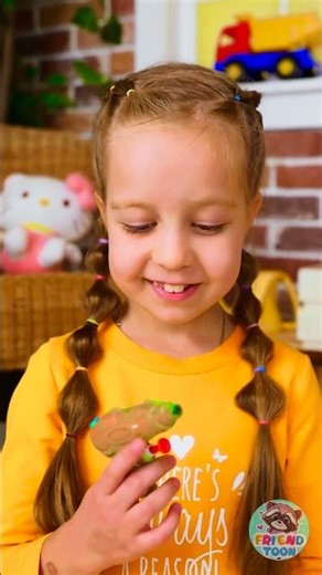 Wow! 🌈 DIY Color Splash 🔫 Fun Game For Kids 🎉✨ #DIYForKids
