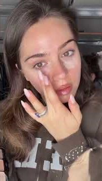 Want to Look Beautiful While Traveling? ✈️ My Airplane Makeup Tutorial #makeup #makeuptutorial