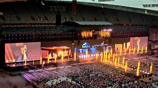 《黑夜问白天》 《故事细腻》，JJ20世界巡回演唱会北京鸟巢站7.13收官场，4K高清