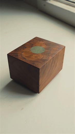 Olof | Fine furniture & box maker | made a watch box using Shaper origin. I added a circle inlay on top to symbolize the watch, and the origin made it easy to get a perfect... | Instagram