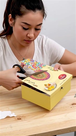 DIY jewelry box from old sweet box 💍♻️ Beautiful handmade craft idea at home #diy #craft #recycle