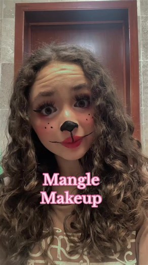Mangle Makeup Tutorial for Five Nights at Freddy's Fans