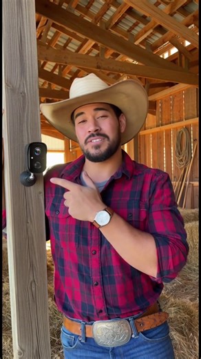 I love this easy install security camera! Home owners need this! #securitycamera #homesecurity #easyinstallation #tiktokshopcybermonday #tiktokshopblackfriday