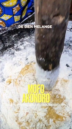 113K views · 2K reactions | C’est plutôt facile de faire un bon Mofo Akondro : il suffit de banane mûre, de la farine de riz et de l’huile pour frire. Douceur de rue par excellence – chaleur - simplicité - générosité malgache. Croustillant et moelleux #mofo #banana #streetfood #patisserie #gourmandise | Vania Zareh Albert Bourset | Facebook