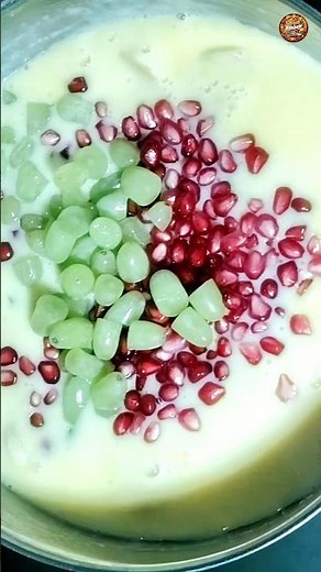 Ghar ka bana tasty fruit custard | Easy dessert recipe in minutes 🍓 | #fruitcustard #foodlover#reels