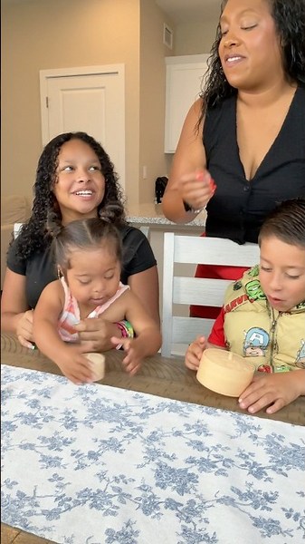 Siblings Fight Over Dumpling Squishy