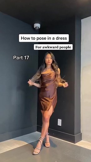 6.8K views · 133 reactions | posing a dress for awkward people ****Follow for modeling tips, poses and tutorials Instagram @the_spraytan_guru VIDEO NOT MY OWN – ALL CREDIT TO THE CREATOR AND MODELS #models #modelposes #modeltutorial #posetutorial #the_spraytan_guru #thespraytanguru #influencers #contentcreators #teenagers #teenagerlife #posetips | The Spraytan Guru | Facebook