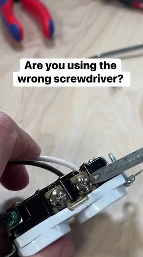 21K views · 348 reactions | When To Use A Robertson Screwdriver? #screwdriver #DIYHacks #homerepairs #fyp #reels | Everyday Home Repairs | Facebook