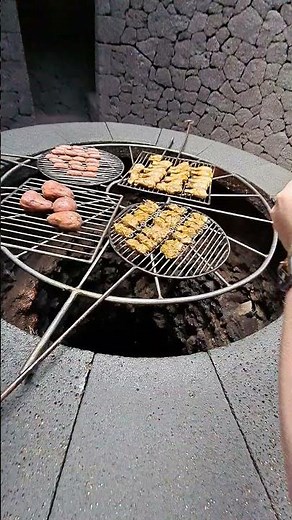 *VOLCANO BBQ* Lanzarote - Use Volcanic Heat to Cook #lanzarote #bbq #volcano #resources #geothermal