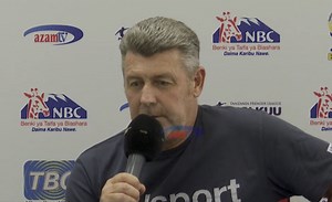 #NBCPL Azam FC vs KMC ni kesho saa 3:00 usiku kwenye Dimba la Azam Complex...... Kuelekea mchezo huo, makocha wa timu zote mbili, wameeleza kitaalam jinsi walivyojipanga kuziwinda alama tatu za mchezo huo. #NBCPremierLeague #NBCPL #NBCPLUpdates #LigiKuuYaNBC #LigiKuuTanzaniaBara #SokaLetuDamdam #10DaimaDamdam #AzamFC #KMCFC #AzamKMC | AzamSports