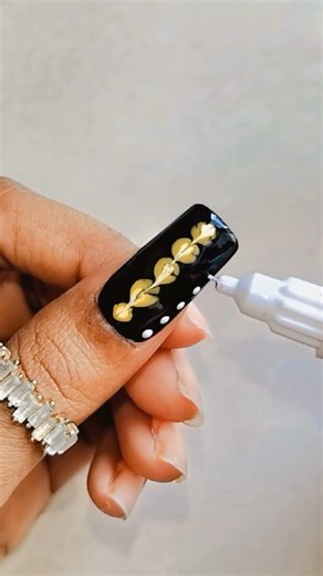 step by step nails arts design 💅🏻✨🌺 ll trendy Nails tutorial for beginners 💅🏻✨ ll #nailsdesignclub