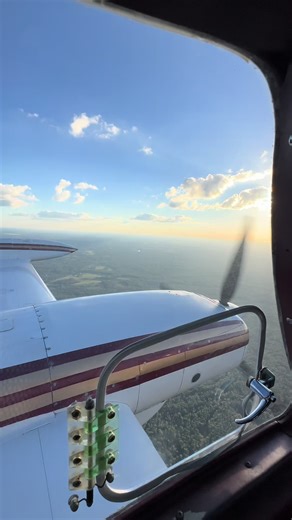 Cessna 310 pilot (@cessna310_pilot)’s videos with Seventeen - Winger