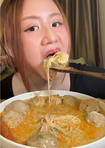 Mukbang Bakso Solo Samrat Keju Lumer