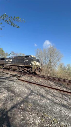 NS 4720 and 4552 on a power mover through Blandon Crossing!!!!