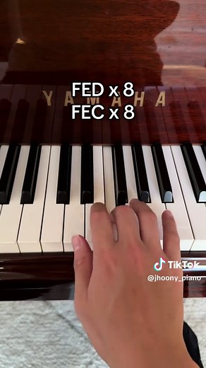 Master Piano Tricks with Easy Tutorials