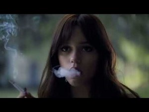 Jenna Ortega (Miller’s girl) smoking🚬