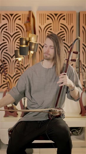 珠玉 · 单依纯 - Chinese Erhu performance by Eliott Tordo #china #erhu #erhumusic #erhusounds