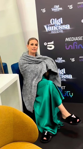 Tra poco siamo con voi 😊❤️#gigievanessainsieme@mediasetinfinity | Vanessa Incontrada