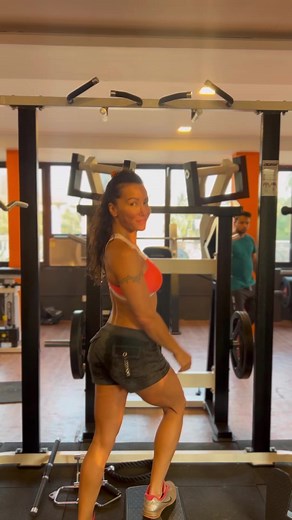 70K views · 1K reactions | Every time +1! Today pull ups challenge - 15 pull ups #pullupchallenge #pullups | Silvia Radulova | Facebook