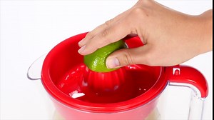 Dash Citrus Juicer Extractor: Compact Juicer for Healthy Juice, Oranges, Lemons, Limes, Grapefruit & other Citrus Fruit with Easy Pour Spout + 20 oz Pitcher - White