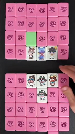 MAHJONG KING | The rules are super simple: the first player to assemble their entire team wins.