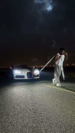 Ran out of gas but got that “u up” text #WhoHurtYou