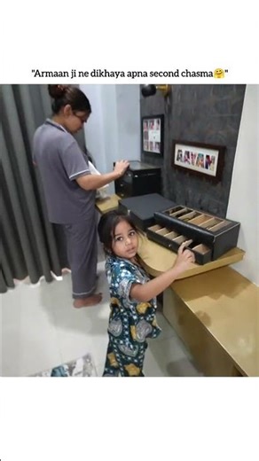 Armaan ji ne dikhaya apna second chasma 🤗 #kritikamalik #armaanmalik #payalmalik