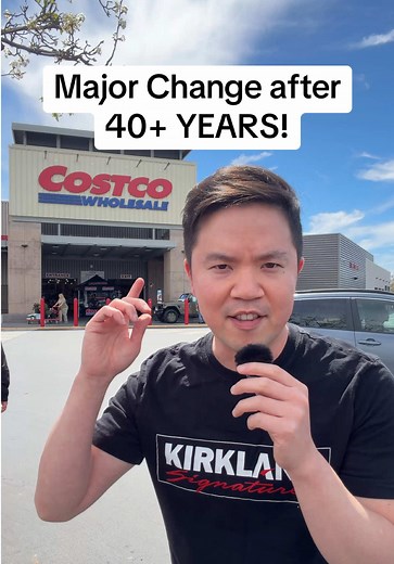 MAJOR CHANGE AFTER 40 YEARS?! End of an era at Costco. I’ve been ordering cakes the same way since 2007… fill out a paper form and pray to the cake gods 🙏 Now it’s digital. Easier… but I think we lost some customization. #costco #costcofinds #thesushiguy #costcohacks #costcofood @Costco Wholesale