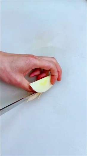 Master the Simple Yet Elegant Phoenix-Tailed Apple Blossom