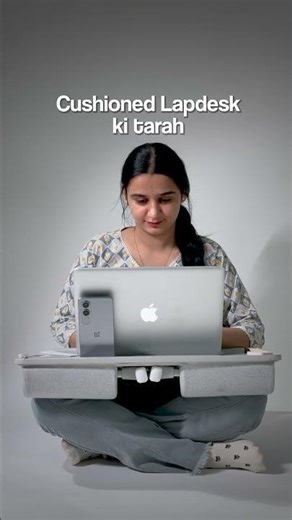 Made for comfort, this 2-in-1 foldable cushioned table gives perfect support for long work hours.