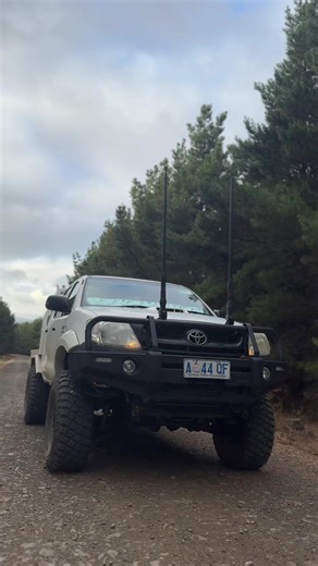 Cleaning the N70 Toyota Hilux: A Deep Scrub Guide