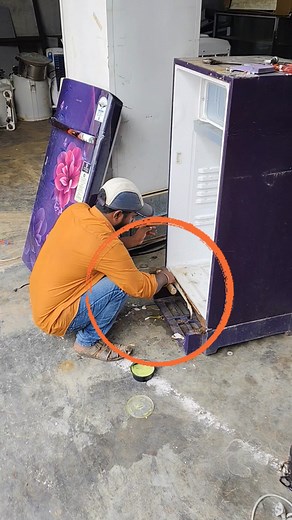 Fridge bottom rusted painting ideas FV #fblifestyle | Simple solutions