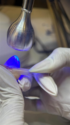 💫Agda Souza on Instagram: "As técnicas que minhas alunas aprende no treinamento de 2 dias.. Fazer alongamento de unha não é um bicho de 7 cabeça.. Você pode sair do zero, dominar a profissão e alcançar o sucesso e a realização financeira como Nail Designer! Mas tudo isso depende das suas respostas para as perguntas abaixo: Você quer se tornar uma profissional que fatura alto como Nail Designer ainda esse ano, mesmo que você seja iniciante? ✅ Tá cansada de aprender técnicas que você não vai usar