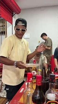 Todo dia acorda cedo um malandro e otario 😂 #humor