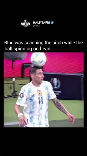 Unreal skills! He was scanning the field while the ball was spinning! ⚽️ #Soccer #Skills #Viral #USA