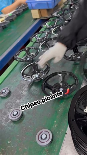 speaker manufacturing and assembly #somoschipeopicante #chipeo12voltiord #comandoaudio #xtaudio #chipeord #tarans #humor #BYC #caraudiolife #fblifestyle | Chipeo picante