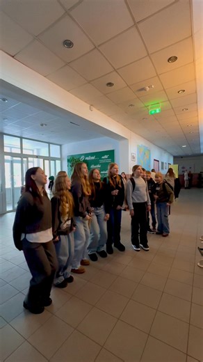 Mums šodien skolā savs Maestro. Aplausi, dziesmas, dejas un emocijas visas dienas garumā par un ap Raimondu Paulu. Daudz laimes, Maestro! | Zentas Mauriņas Grobiņas vidusskola
