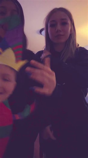 ella lee🐚🍸 (@ella.lee371)’s videos with Freak ho - audio.spammer