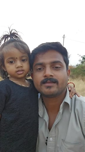 Srijil dhrona on Instagram: "അച്ഛാവ 😘 #singersongwriter #happy #cutiebabies #babygirl #babysinger"