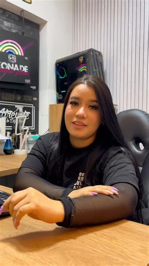 En WModels no se trata de hacerlo todo sola. Se trata de estar en un espacio donde te orientan, te escuchan y te acompañan desde el primer día. Aquí siempre hay alguien contigo. | WModels