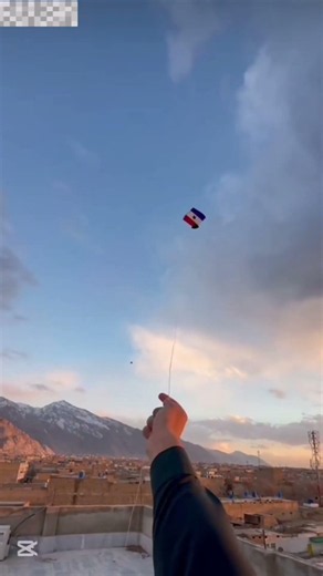 BIG Kite flying #unfrezzmyaccount#kiteflying #kiteground#kite#minivlog#kites #viralvideo