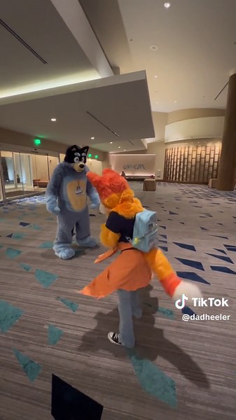 At Megaplex, @Bingo Heeler tried showing me how to do the BeeeeeOOP Walk. It’s harder than it looks. #banditheeler #bluey #blueytok #cosplayer #furry #cosplay #fursuit #furrytiktok #fursuiter #furryfandom #bingoheeler #megaplex