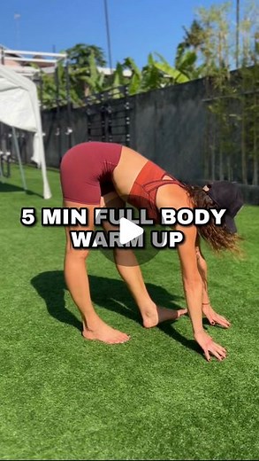 Vanja Moves on Instagram: "How to have the best warm up of your life with @vanja.moves in 5 minutes 😎 - If you are beginner or lack the mobility then move slow, use your hands to assist and decrease the range of motion - The more you work on improving your mobility, the more range you will be able to access and then movement will become fun for you 🫶🏻 - Let me know how you go with these 4 moves 👇🏼 - . . #mobility #warmup #movement #hipmobility #flow #animalflow #yogaflow #mobilitydrills #an