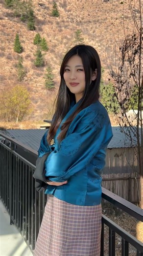 Bhutanese Beautiful Girls- Viral Moments Compilation !! Cutest Bhutanese Girls #Bhutanese