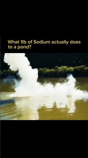 Solid Sodium (Na)reaction with Water is an extremely dangerous chemical reaction #science #chemistry