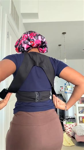 💃 Say Goodbye to Slouching, Hello to Confidence! 💃 ✨ Posture-Correcting Wireless Bra ✨ Tired of uncomfortable bras? Get the support and comfort you deserve with our Posture-Correcting Wireless Bra! 🌟 Features: ✅ 360° Massage Cups: Adapts to every shape for seamless comfort. ✅ Posture-Boosting Design: Gently pulls shoulders back for improved posture. ✅ Breathable & Supportive: Soft, removable padding and wide straps for all-day comfort. ✅ Effortless Wear: Easy on/off with a 3-row front hook cl