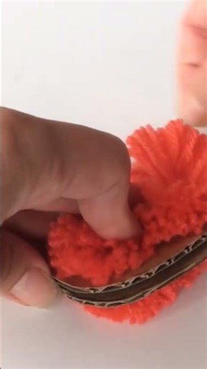 Nice and easy pumpkin wool craft #halloween #pumpkin